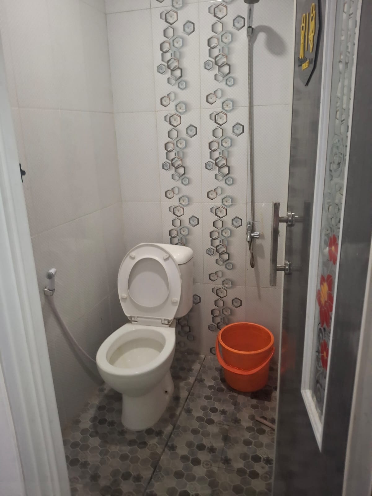 Disewakan Ruko di Cinere Raya Depok